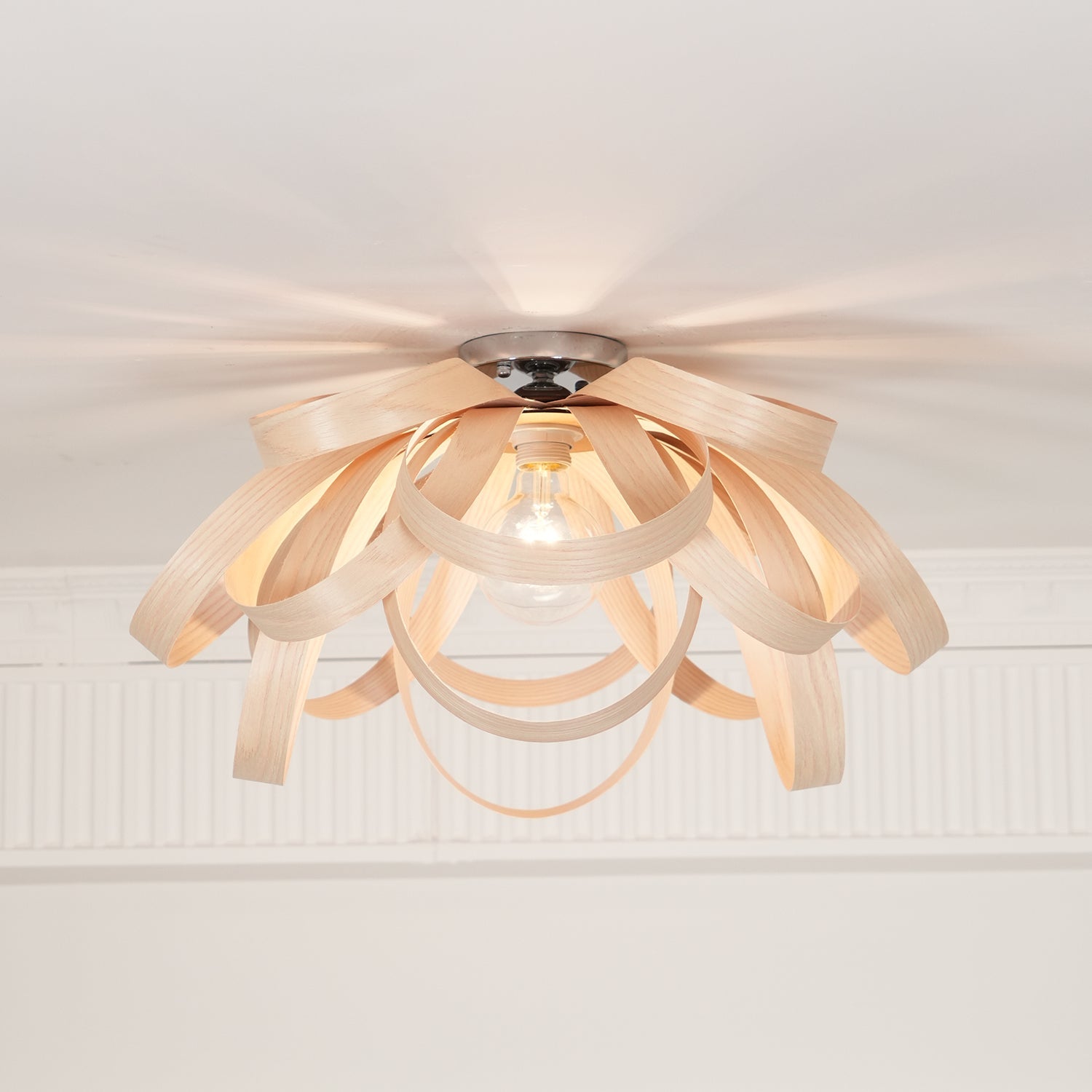 Veylo Wooden Ribbon Ceiling Lamp