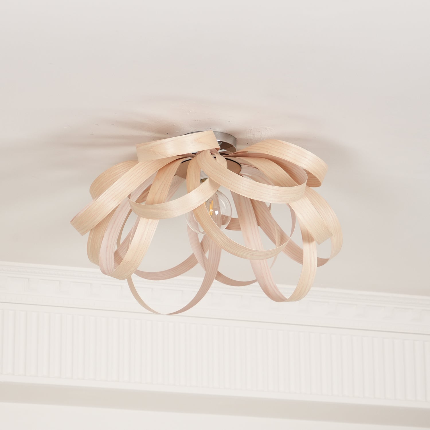 Veylo Wooden Ribbon Ceiling Lamp