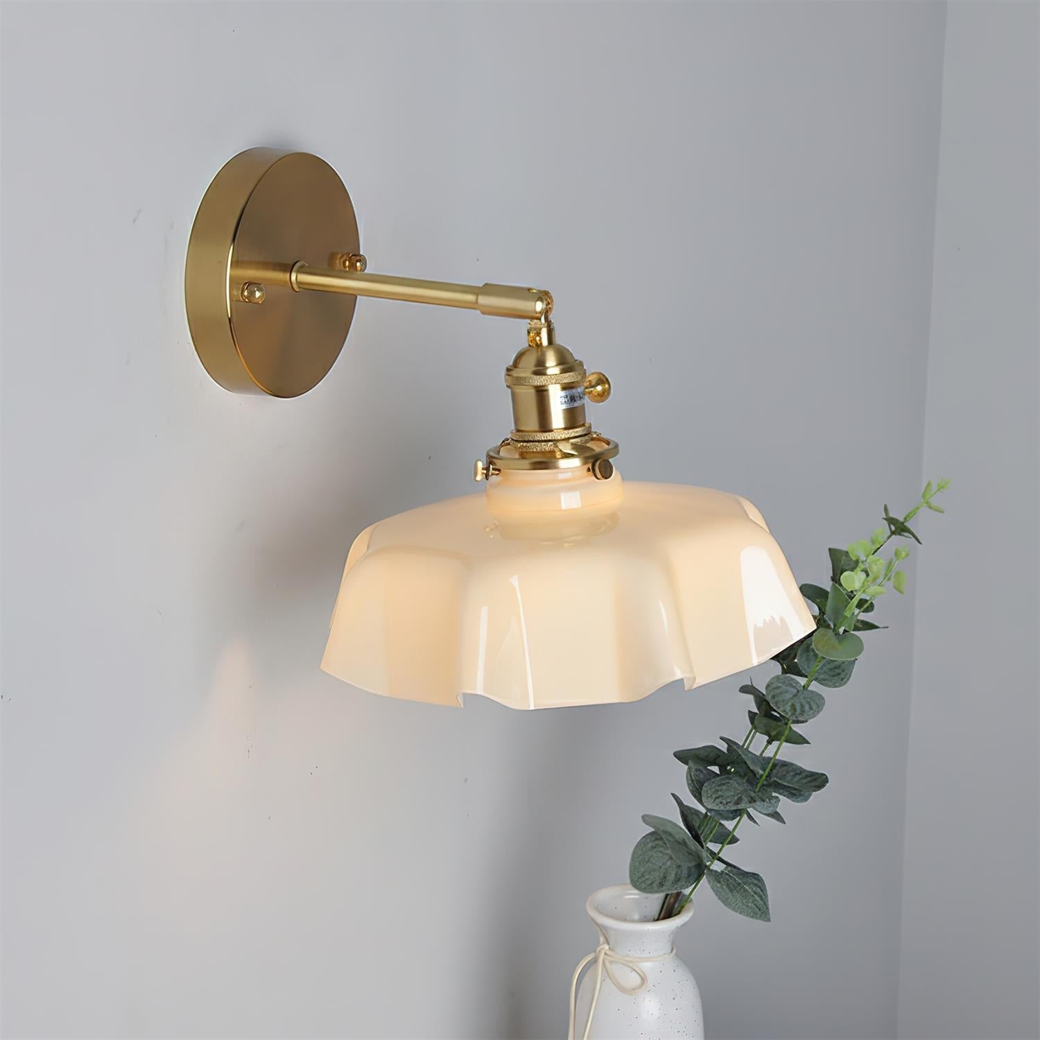 Coralie Ripple Wall Lamp