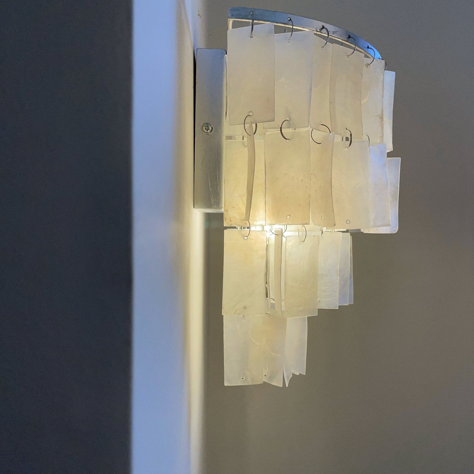 Vidoros Postmodern Luxury Shell Tiered Wall Lamp-Neutral Decor