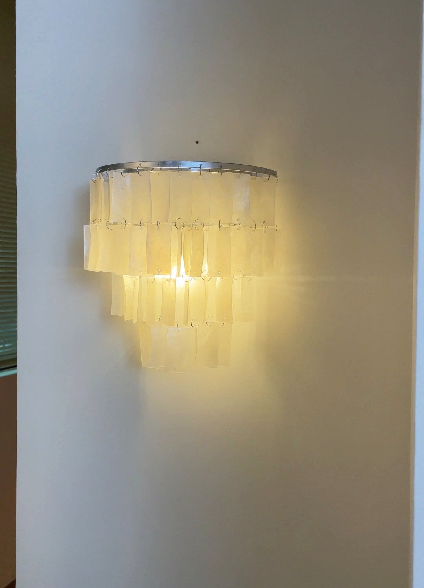 Vidoros Postmodern Luxury Shell Tiered Wall Lamp-Neutral Decor