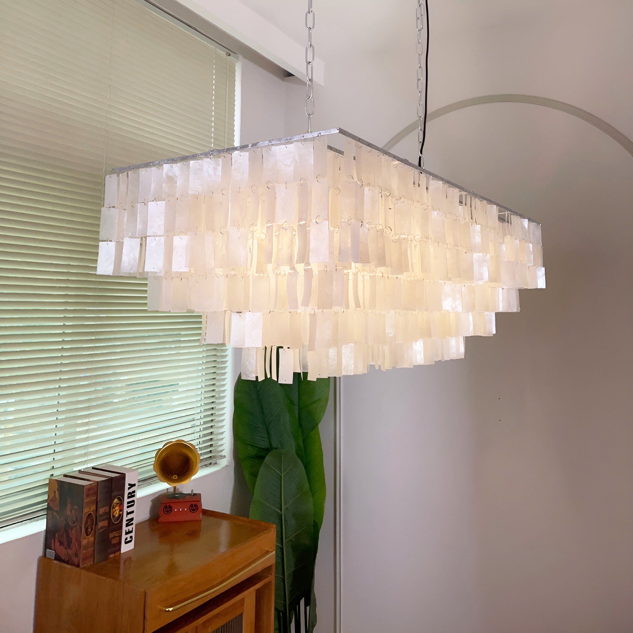 Olive Luxury Pendant Light-Neutral Decor