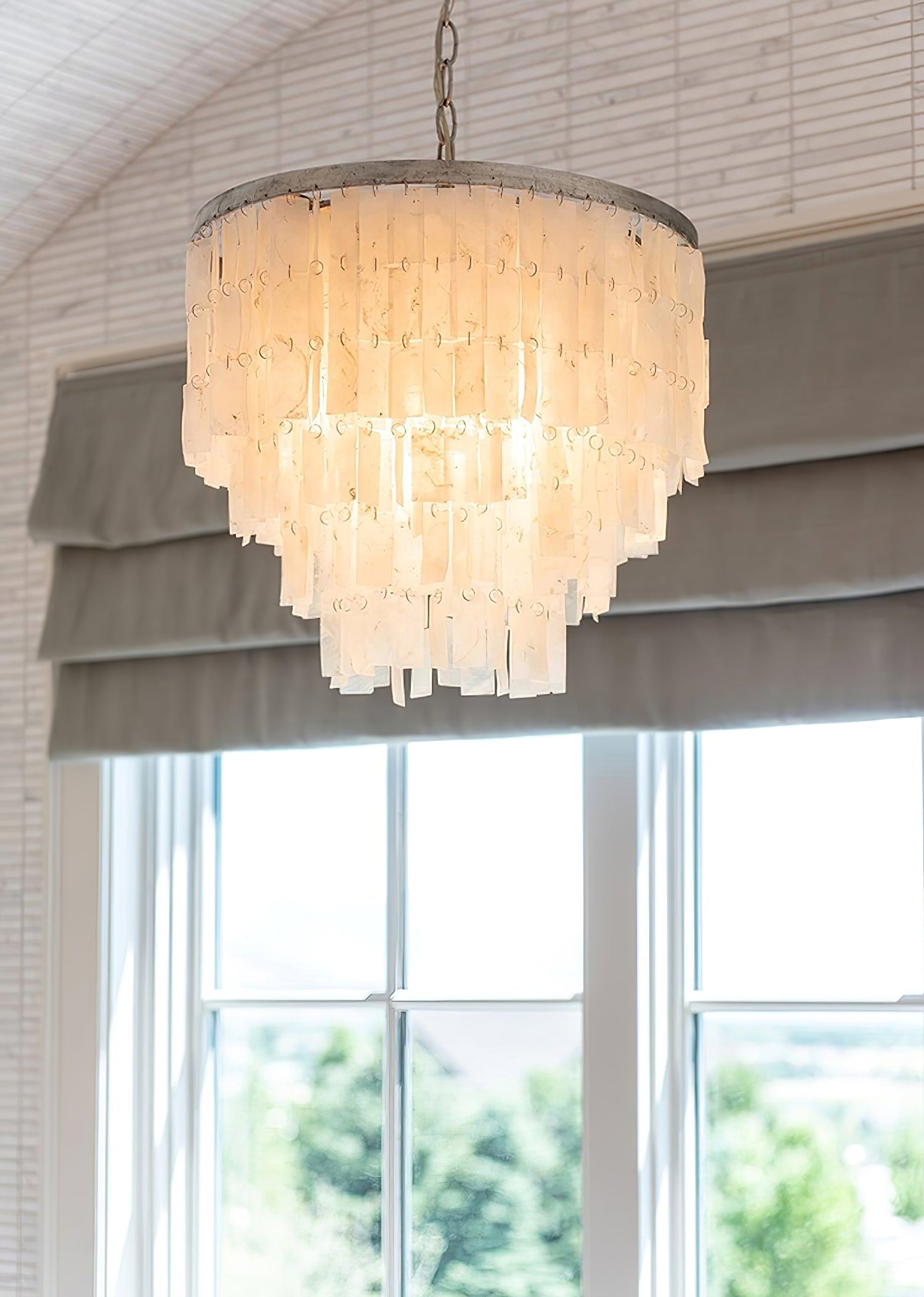 Olive Luxury Pendant Light-Neutral Decor