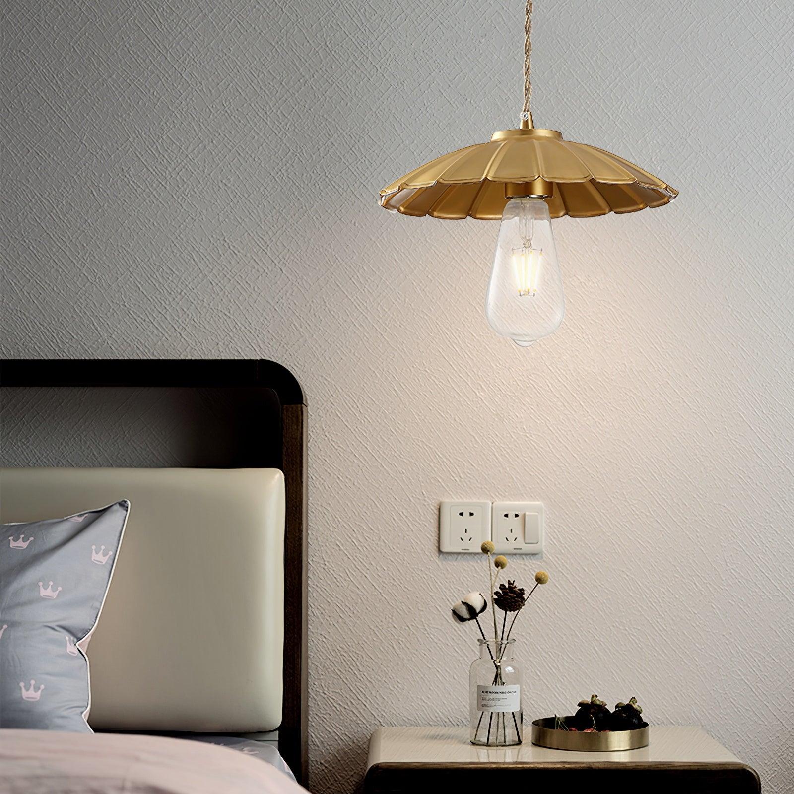 Verona Brass Pendant Lamp-Neutral Decor