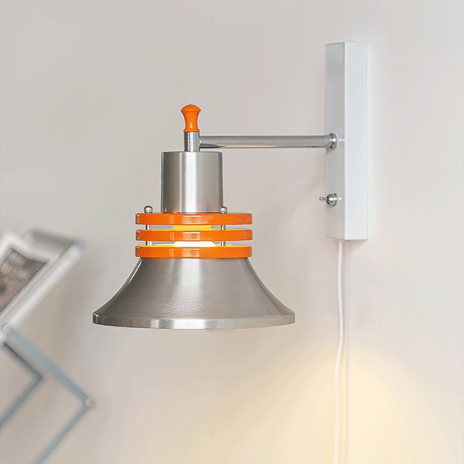 Mia Minimalist Wall Lamp-Neutral Decor