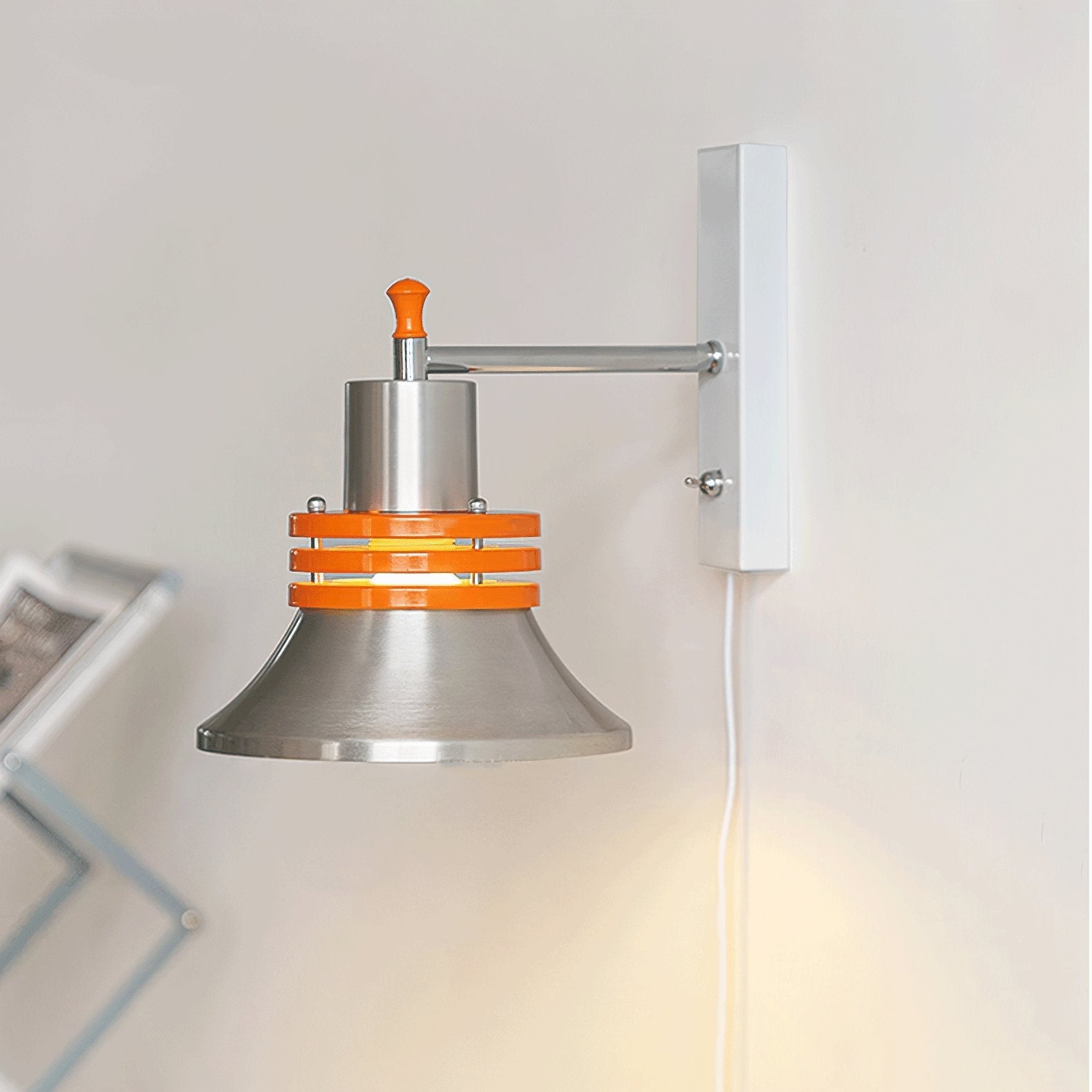 Mia Minimalist Wall Lamp-Neutral Decor