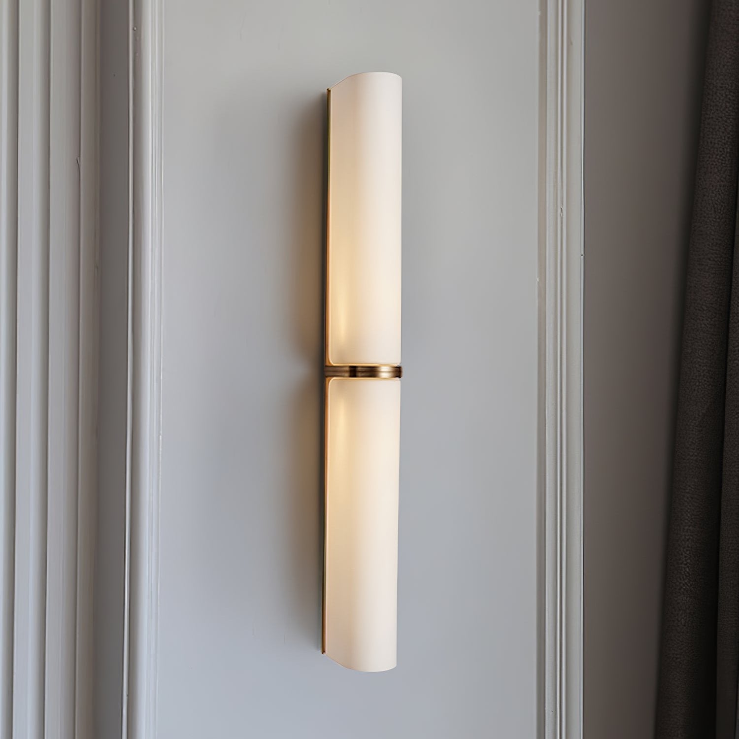 Liora Glass Wall Lamp