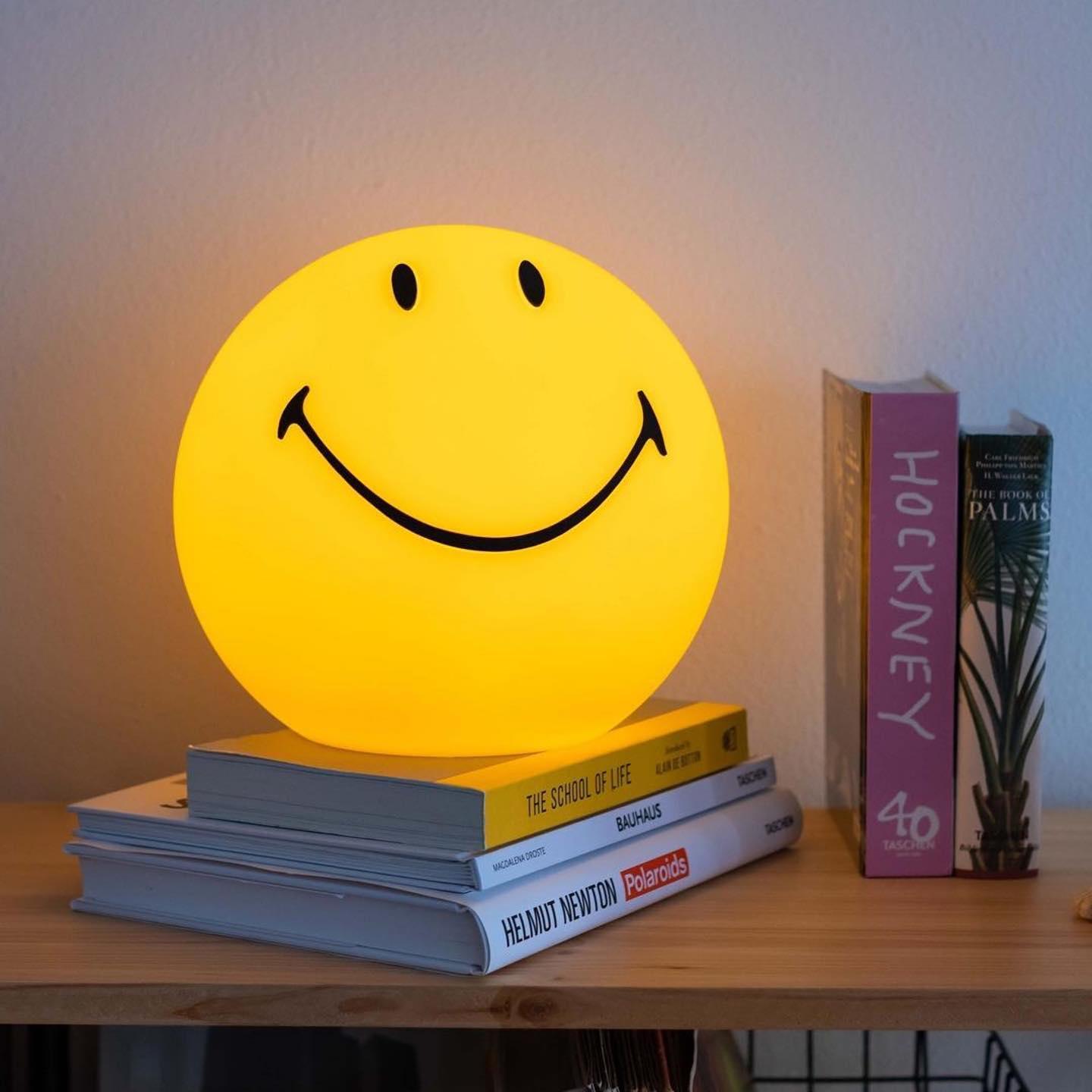 Rymt Plastic Whimsical Table Lamp-Neutral Decor
