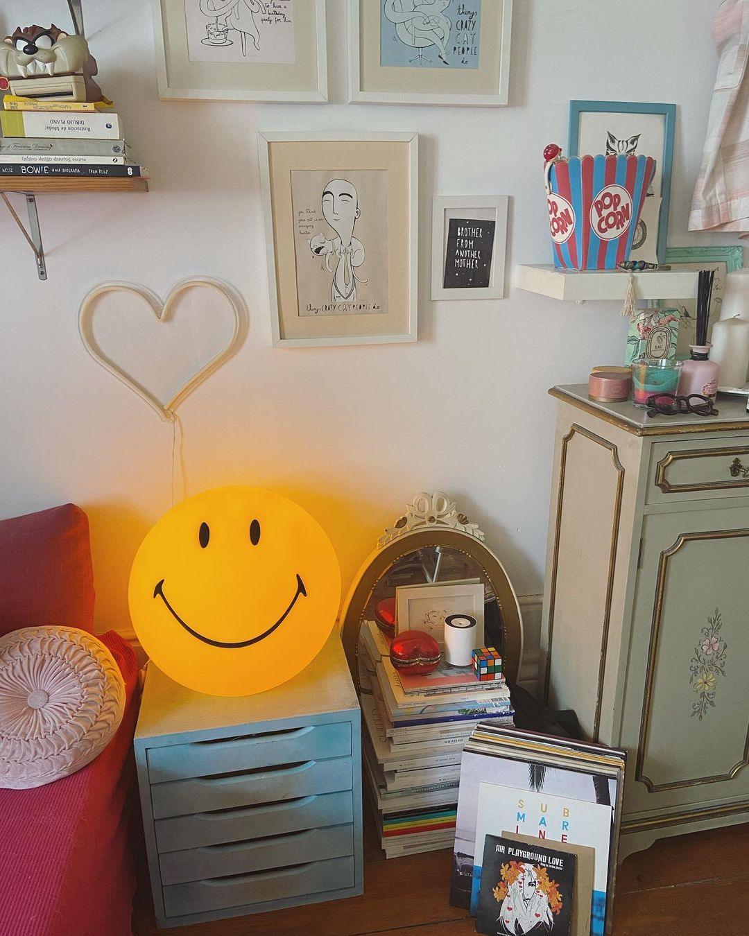 Rymt Plastic Whimsical Table Lamp-Neutral Decor