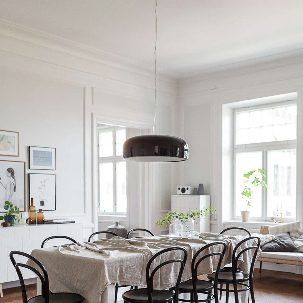 Ryan Minimalist Pendant Light-Neutral Decor