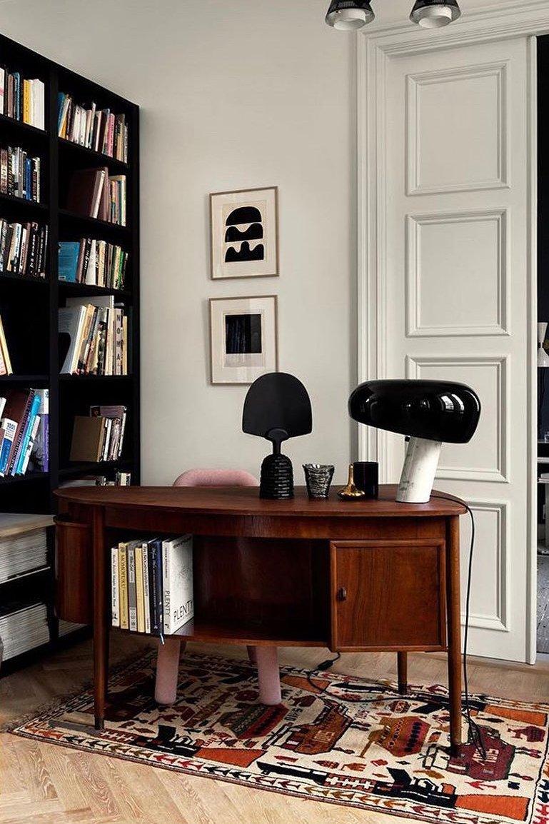 Nucleus Marble Table Lamp-Neutral Decor