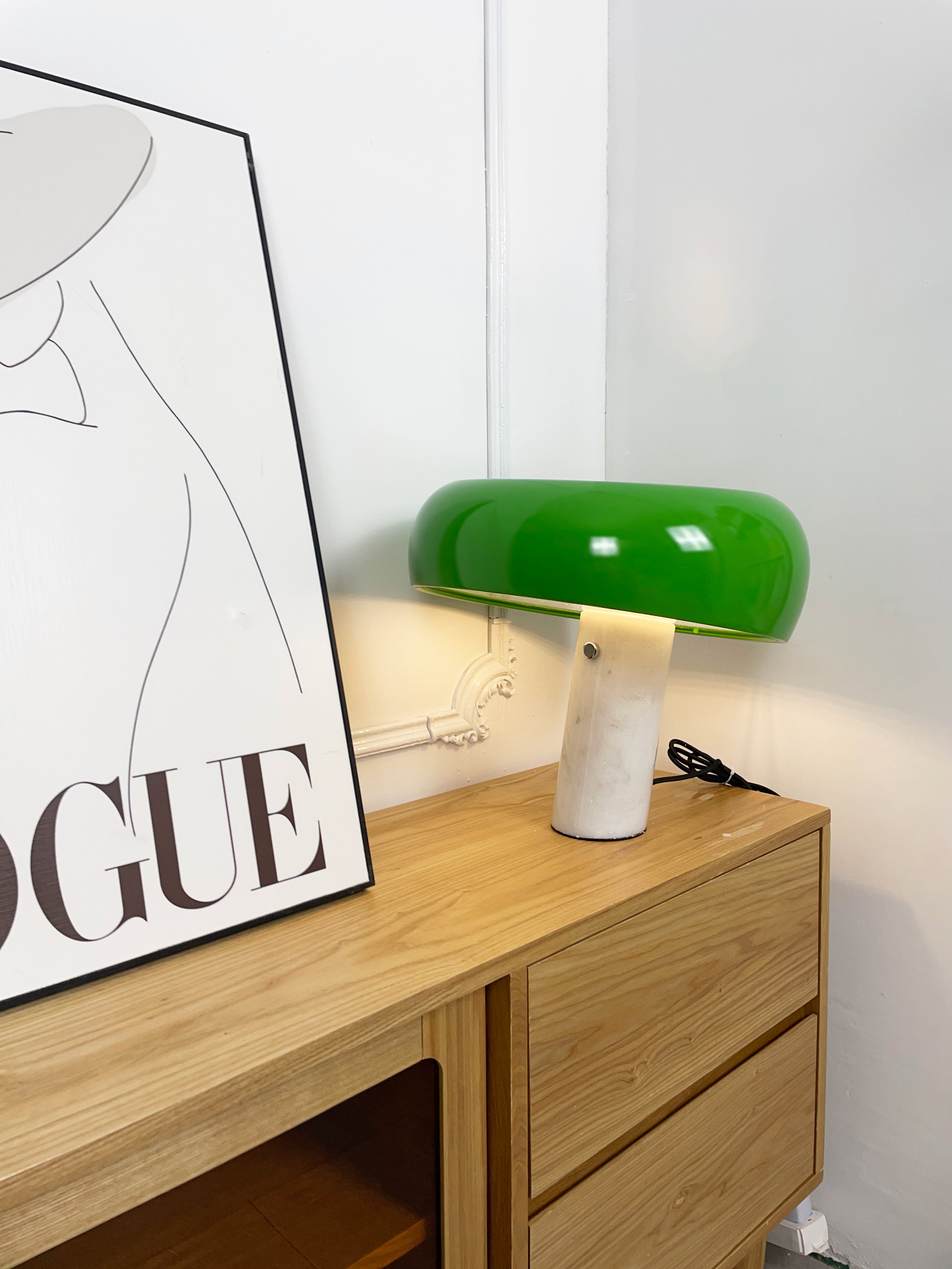 Nucleus Marble Table Lamp-Neutral Decor