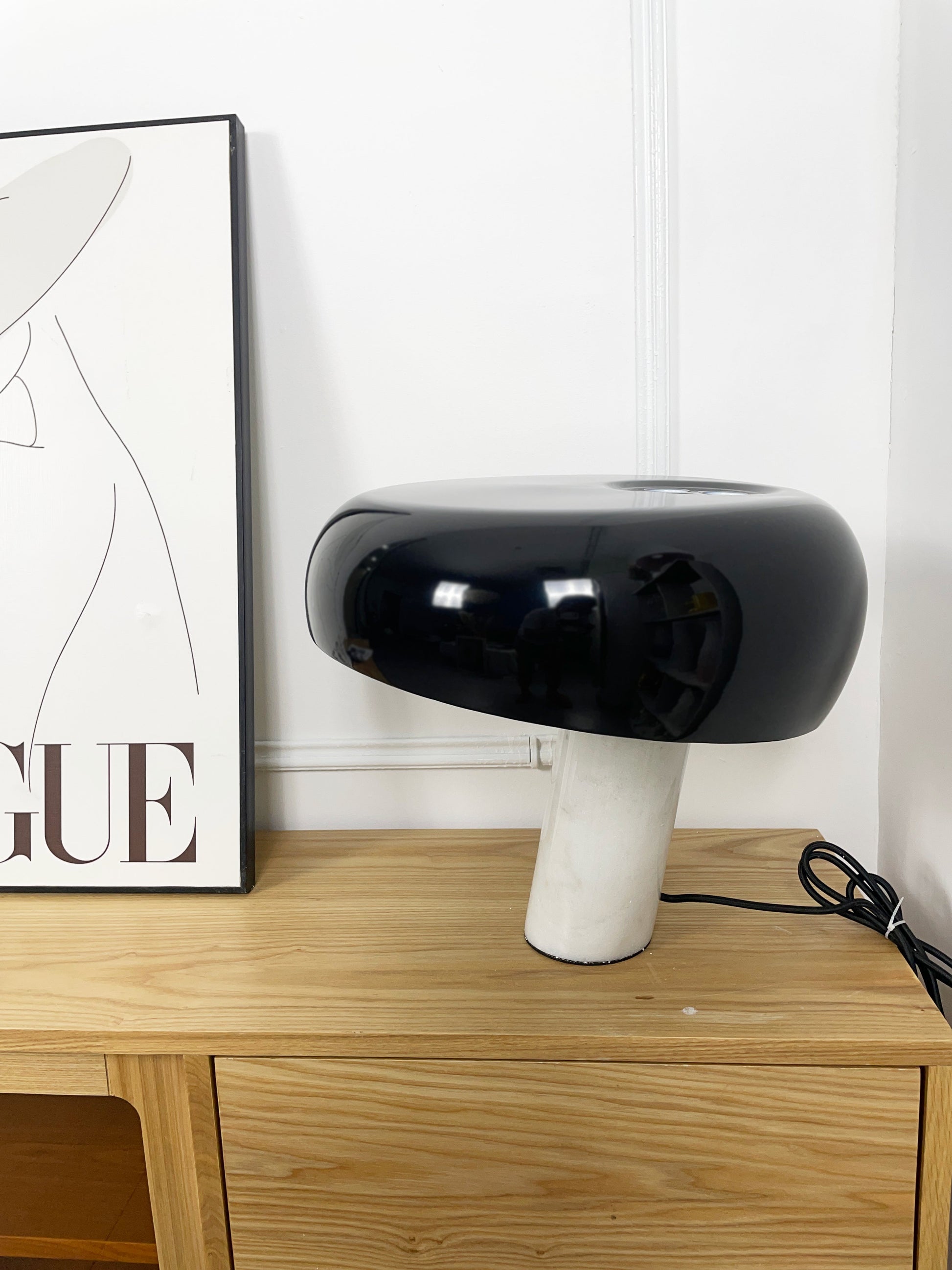 Nucleus Marble Table Lamp-Neutral Decor