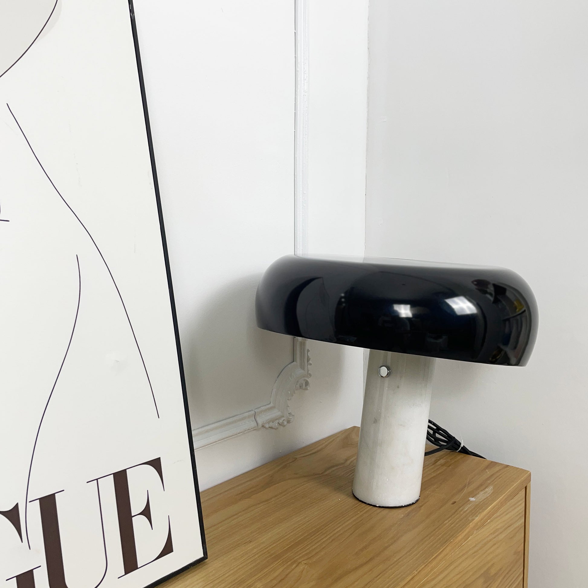 Nucleus Marble Table Lamp-Neutral Decor
