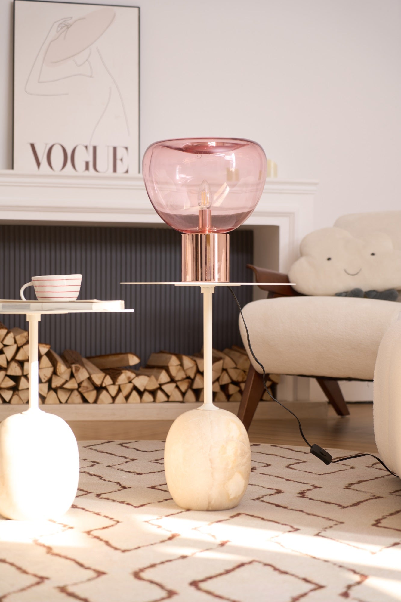 Jade Modern Table Lamp-Neutral Decor