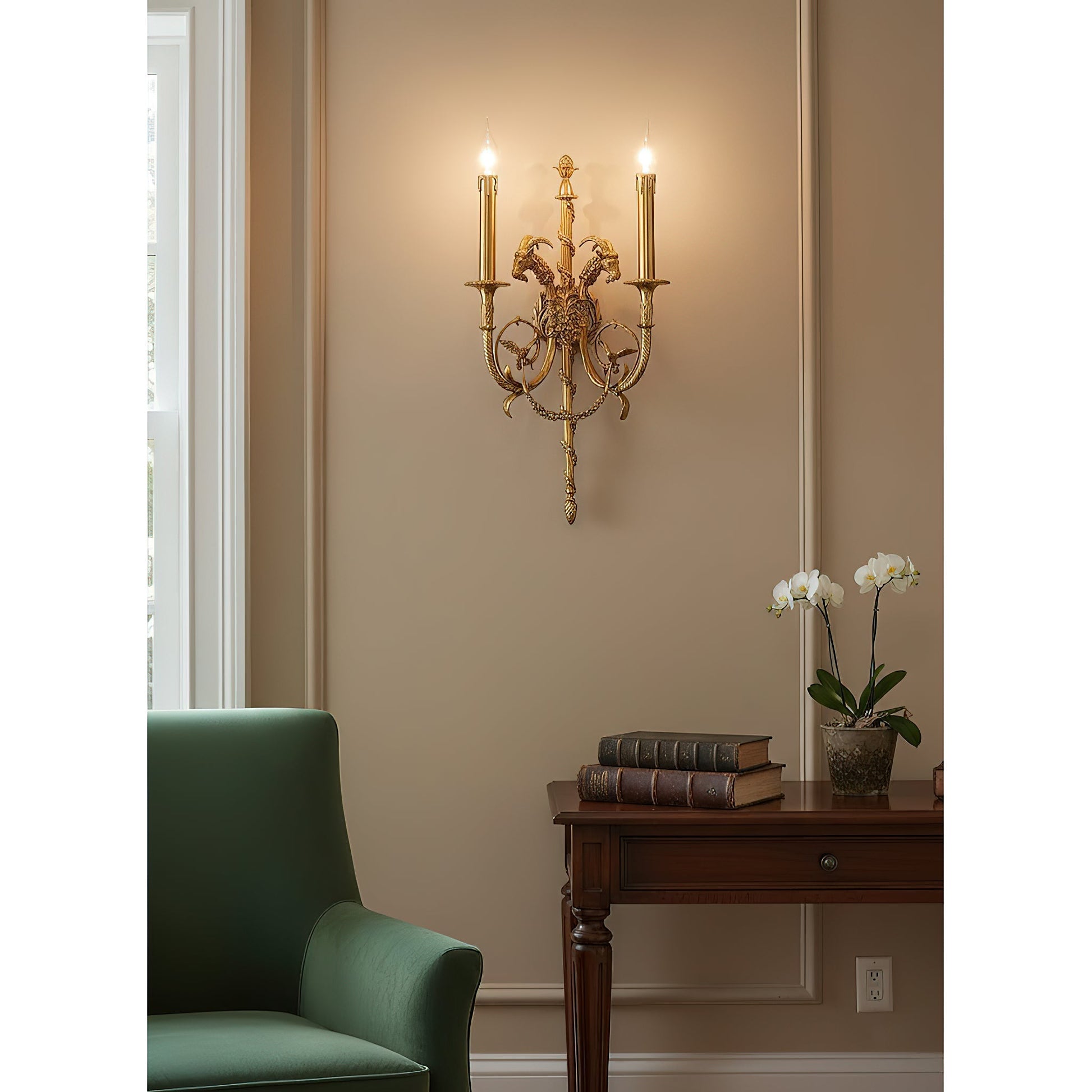The elegant and timeless design of the Sociapailis Brass Wall Lamp.