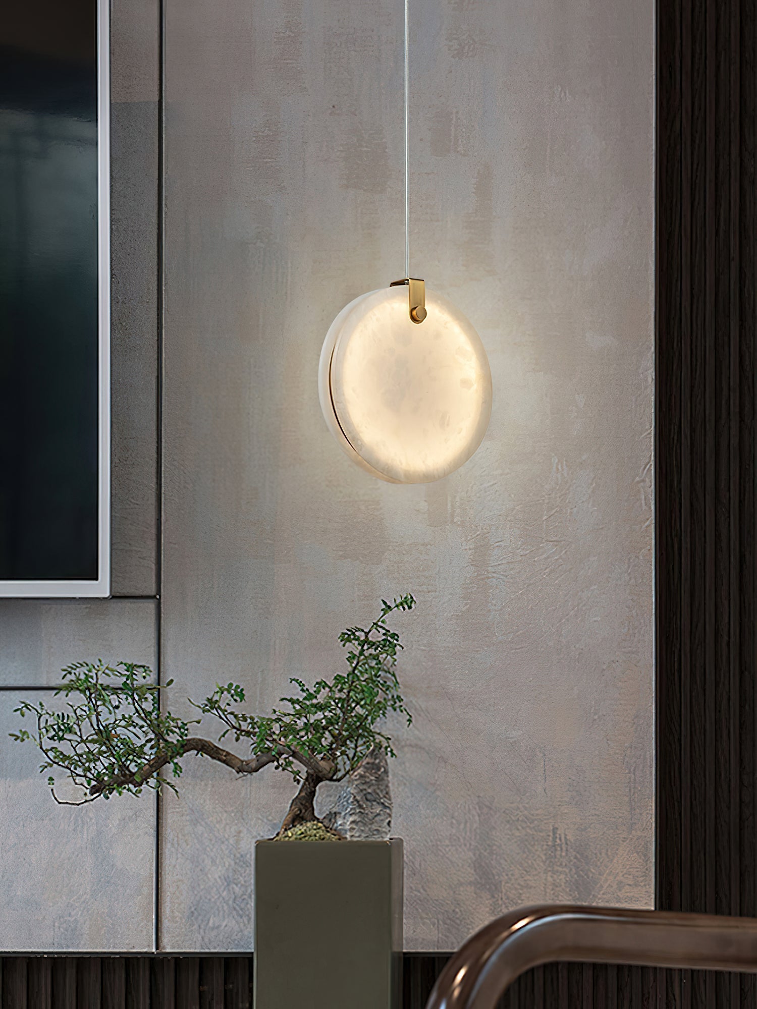Selene Alabaster Pendant Light