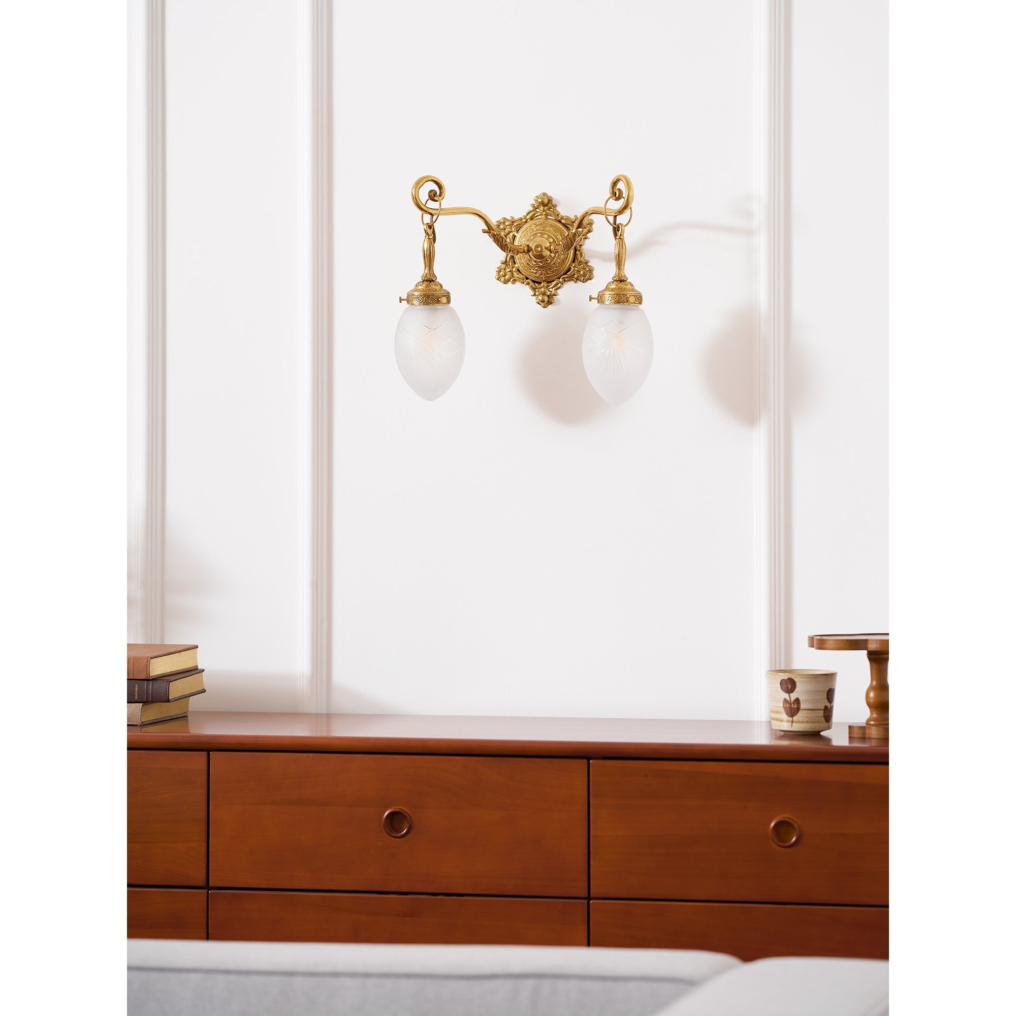 Two-head Solange Classic Wall Lamp, angled view.