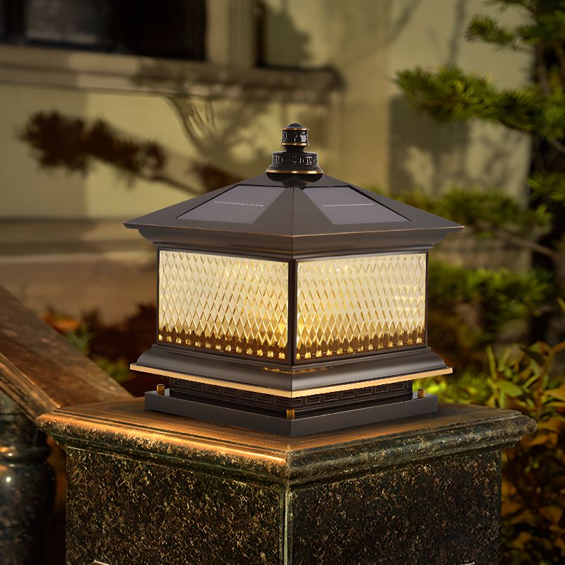 Evelor Classic Diamond Solar Post Outdoor Light-Neutral Decor