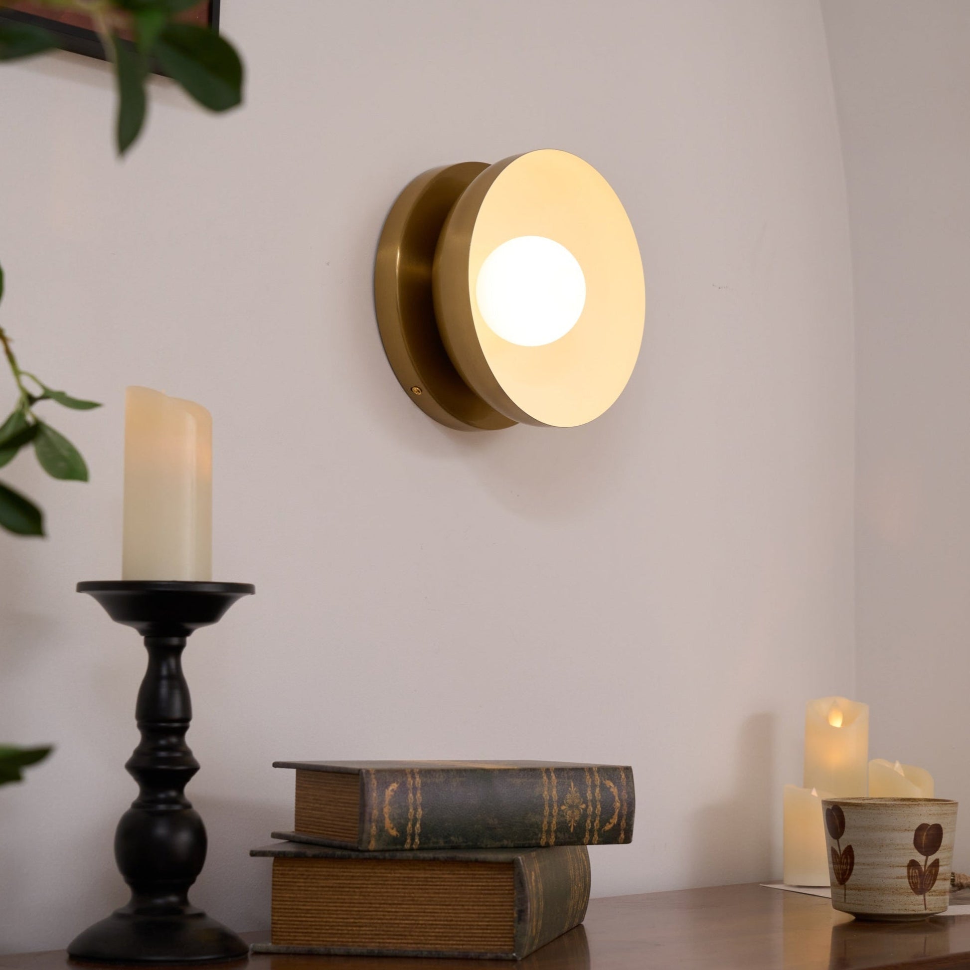 Vethaora Modern Minimalist Solar Eclipse Brass Glass Wall Light-Neutral Decor