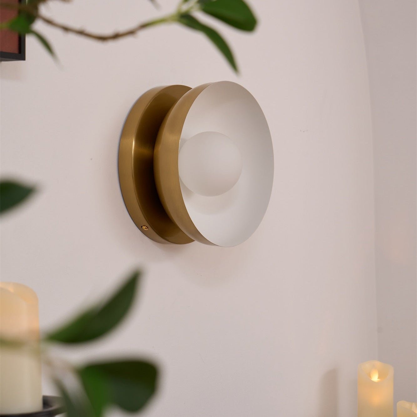 Vethaora Modern Minimalist Solar Eclipse Brass Glass Wall Light-Neutral Decor