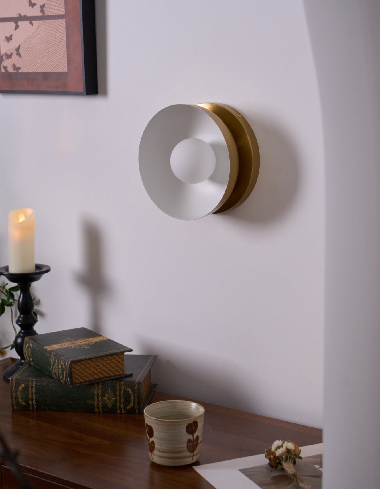 Vethaora Modern Minimalist Solar Eclipse Brass Glass Wall Light-Neutral Decor