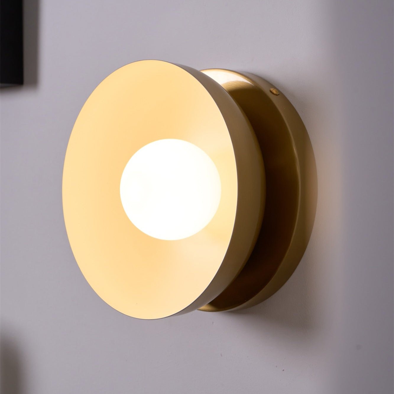 Vethaora Modern Minimalist Solar Eclipse Brass Glass Wall Light-Neutral Decor