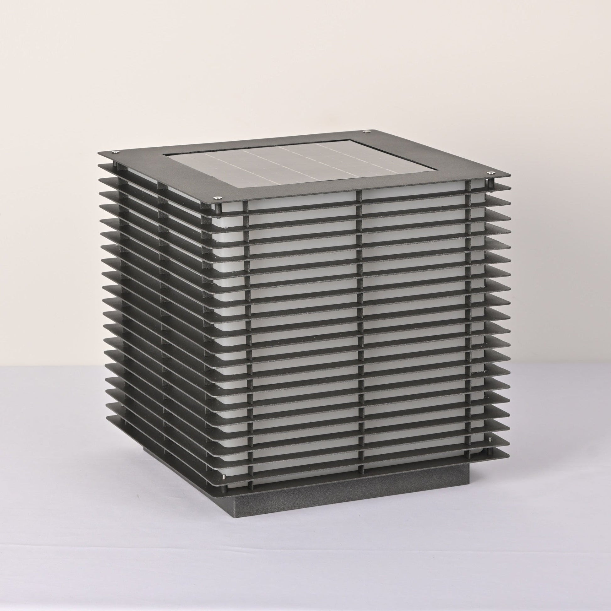 Eryon Solar Grid Outdoor Light-Neutral Decor