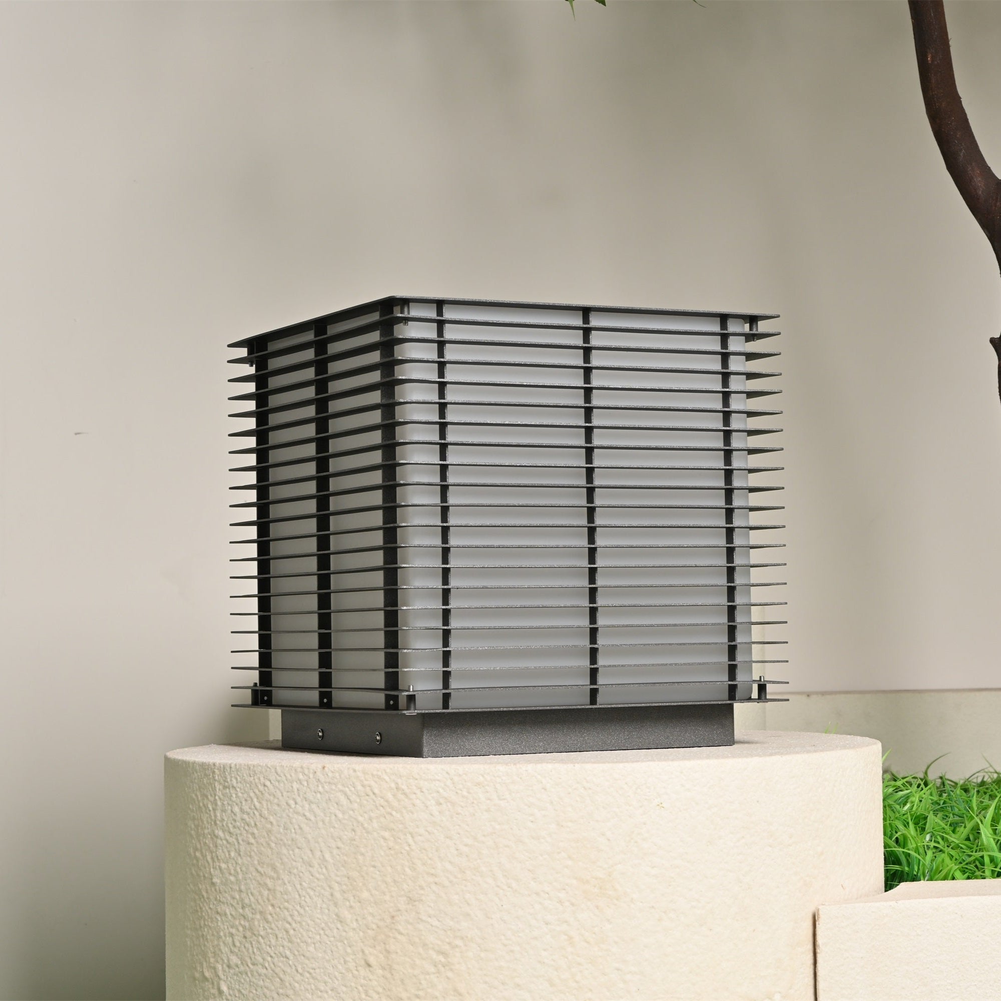 Cubra Grid Post Outdoor Light-Neutral Decor
