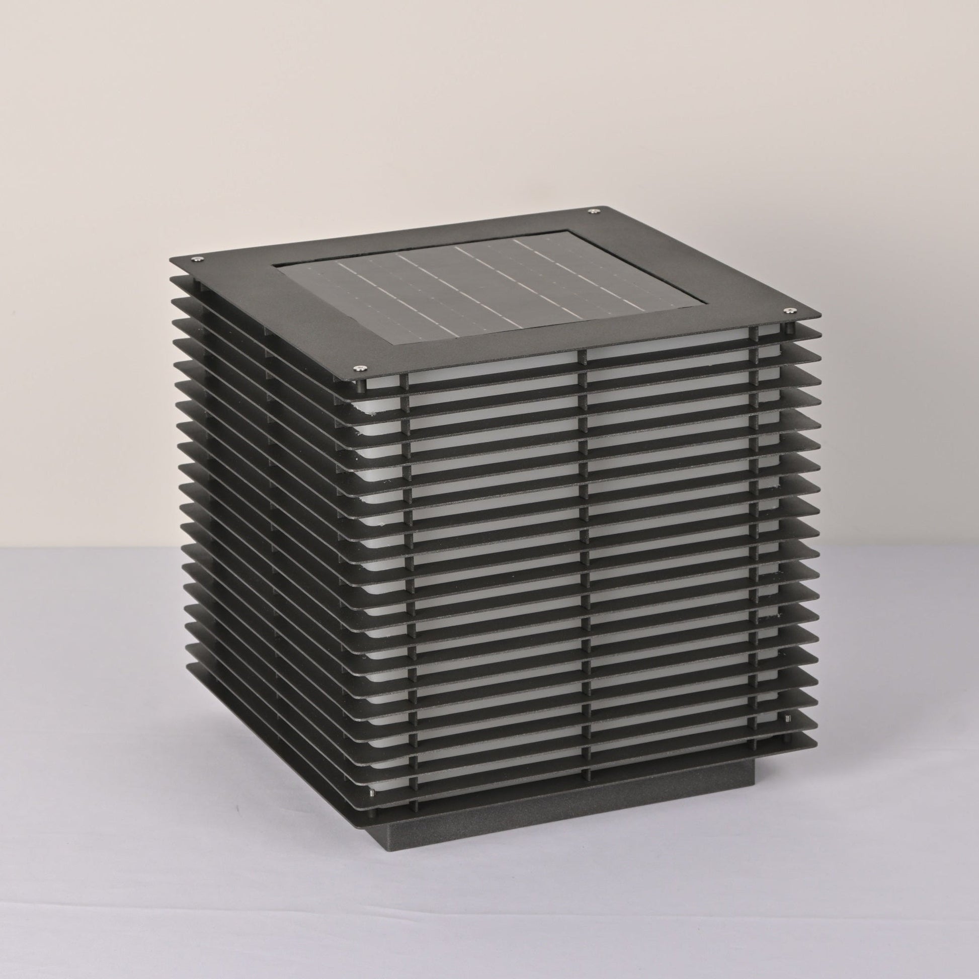 Eryon Solar Grid Outdoor Light-Neutral Decor