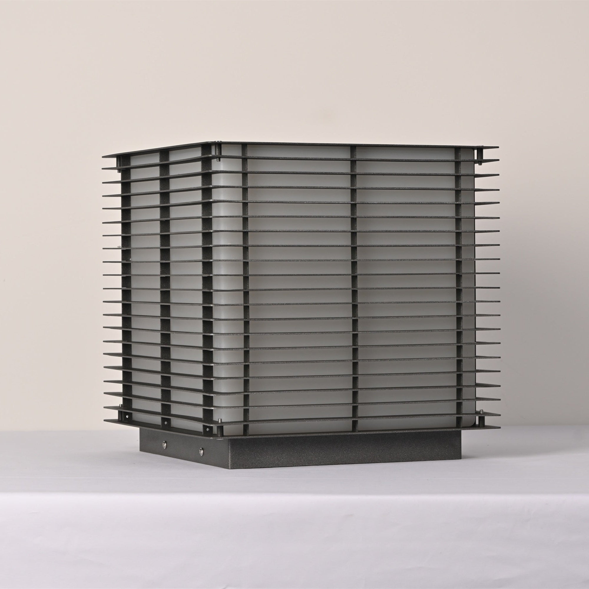 Cubra Grid Post Outdoor Light-Neutral Decor