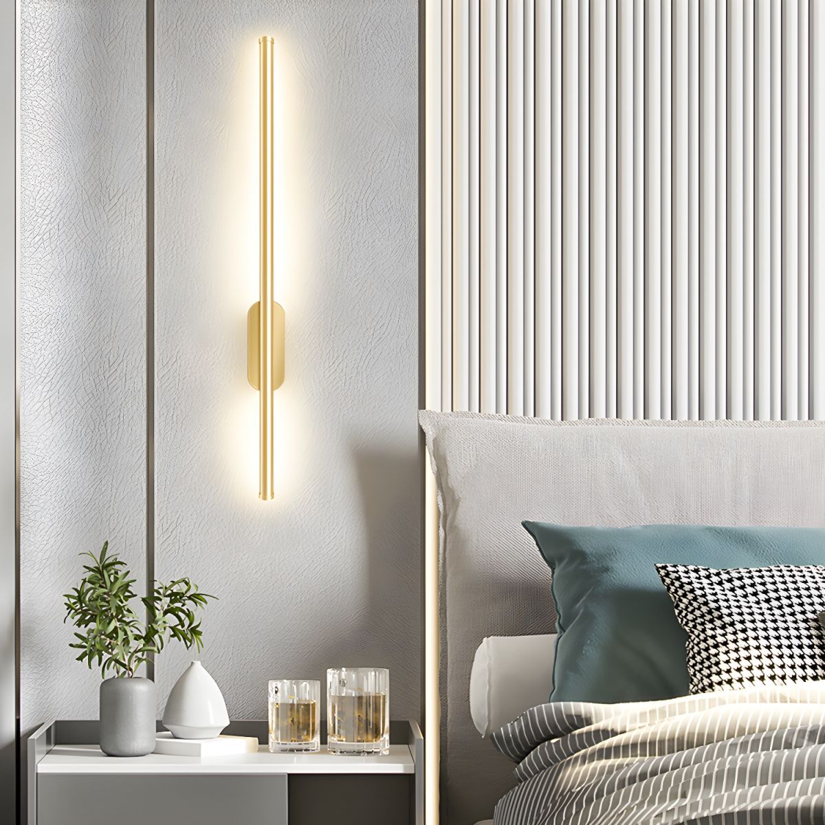 Ria Acrylic Minimalist Wall Lamp-Neutral Decor