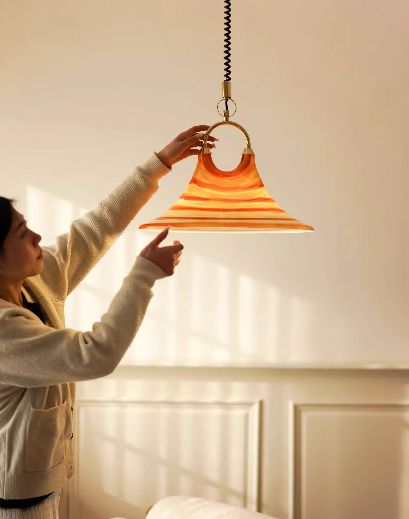 Aurmiros Modern Minimalist Swirl Glass Pendant Light-Neutral Decor