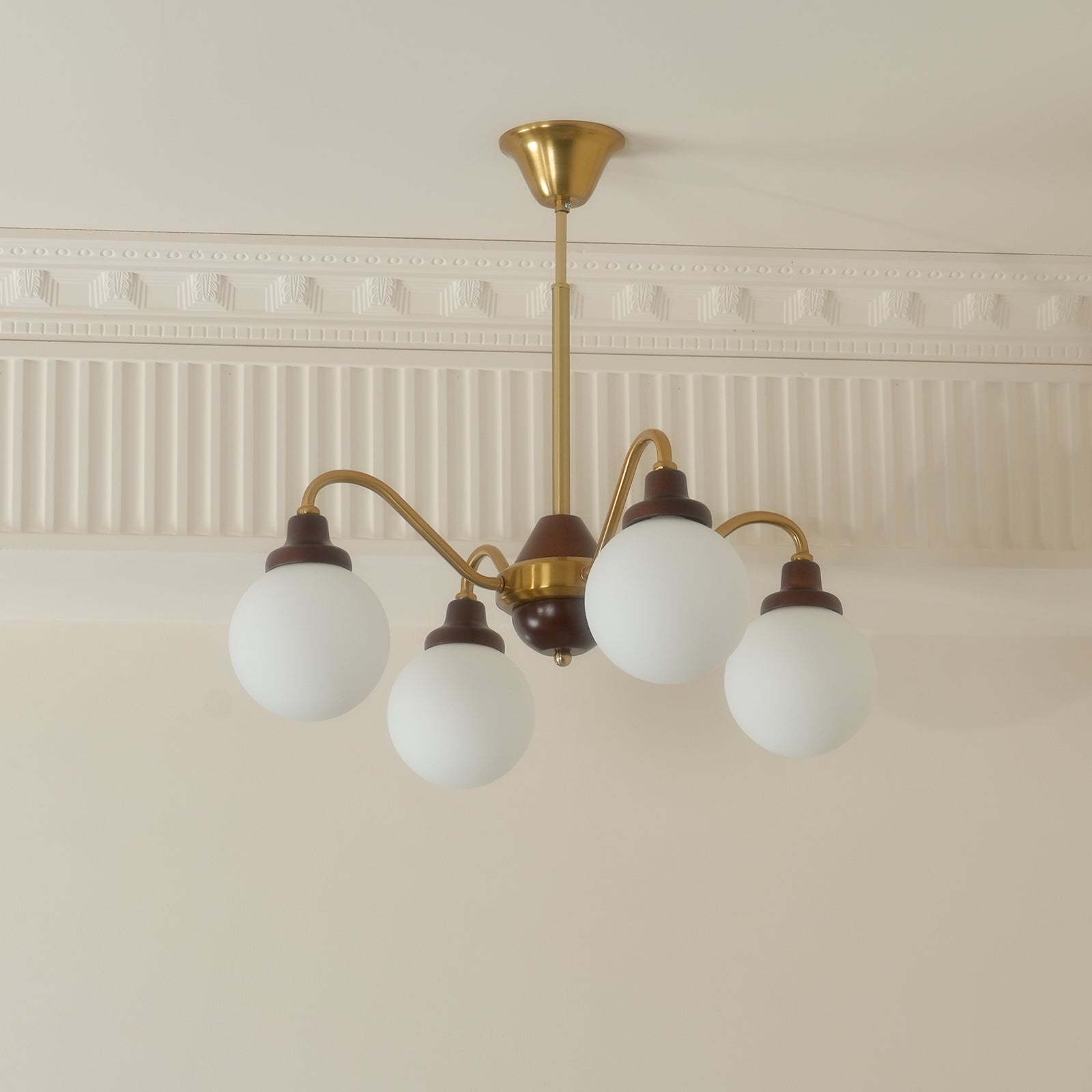 Aurelia Fashion Glass Chandelier-Neutral Decor