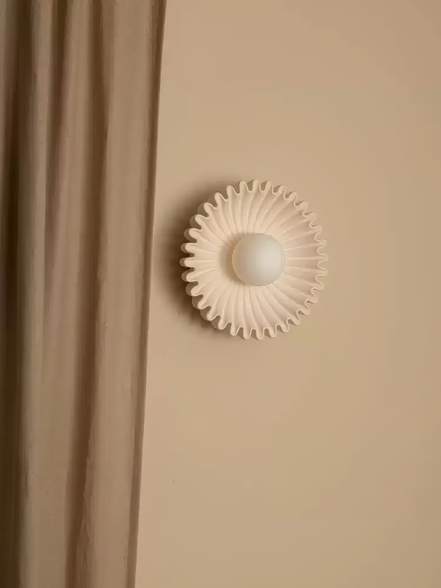 Sunray Rustic Glass Wall Lamp-Neutral Decor