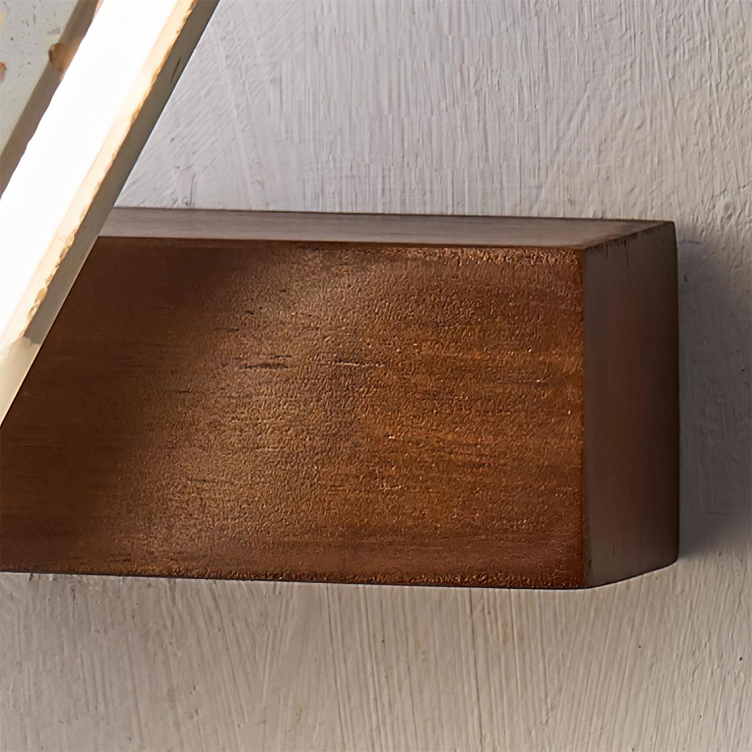 Tessara Wall Lamp