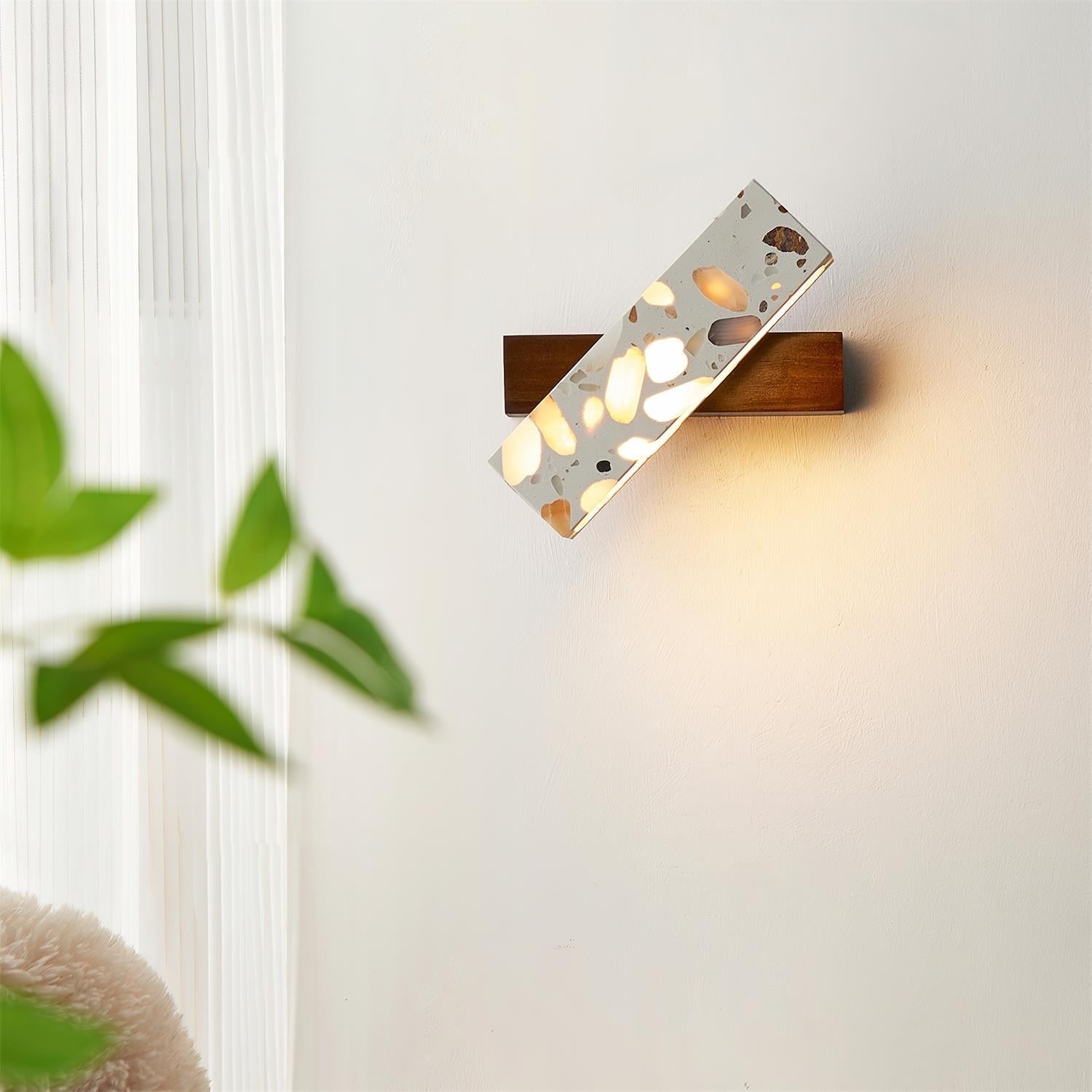 Tessara Wall Lamp