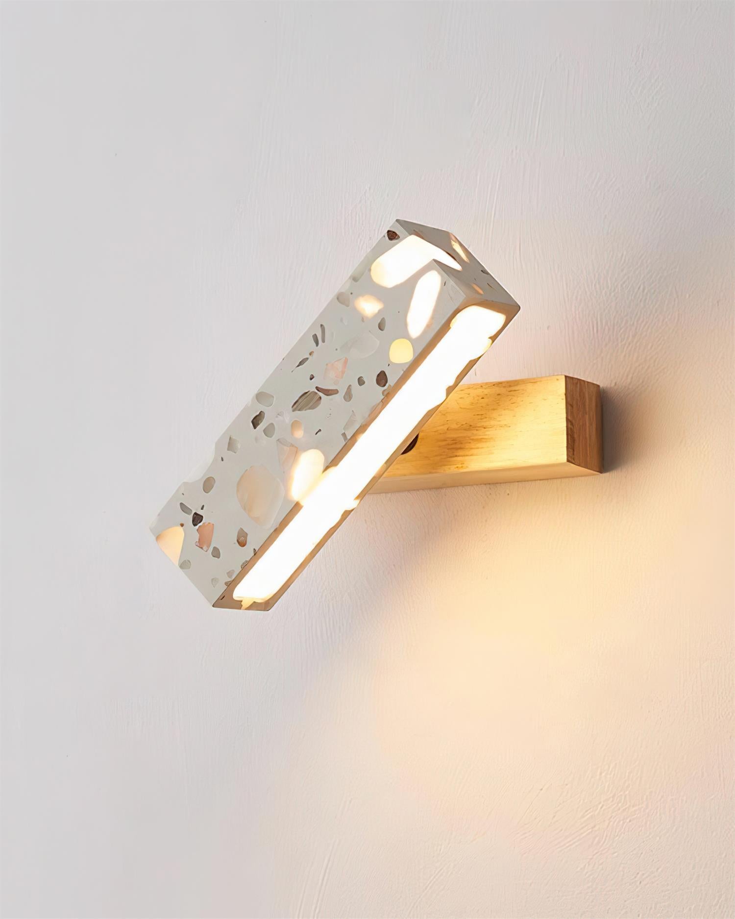Tessara Wall Lamp