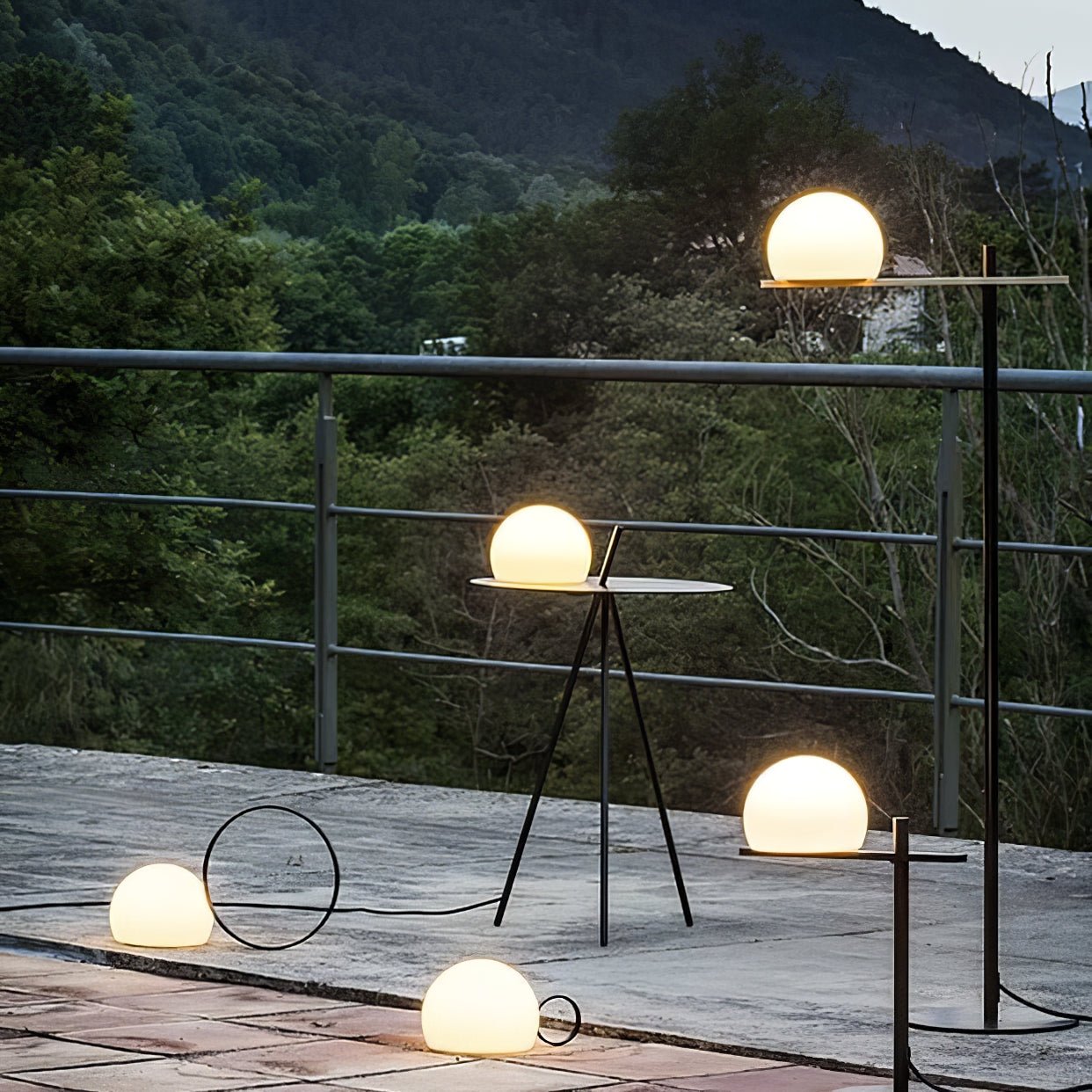 Camden Modern Outdoor Light-Neutral Decor