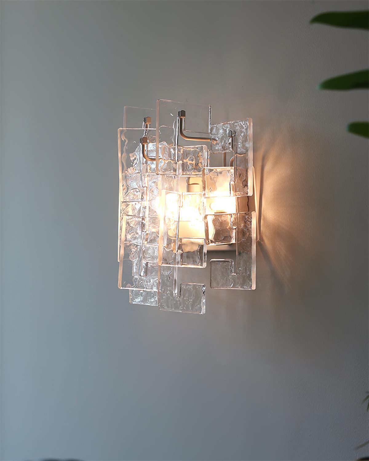 Aurelia Wall Lamp