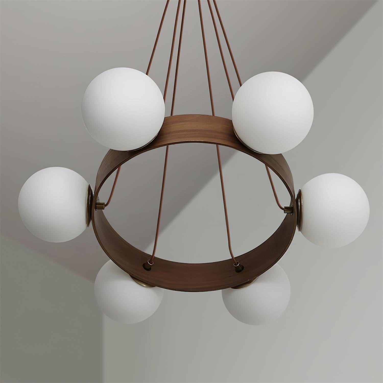 Lucien Chandelier