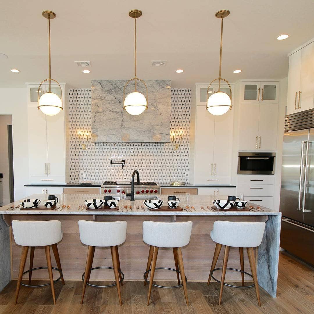 Brandonis Modern Glass Pendant Light-Neutral Decor