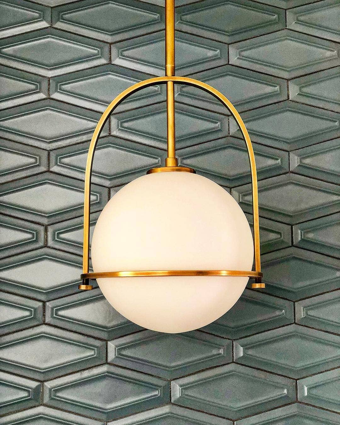 Brandonis Modern Glass Pendant Light-Neutral Decor