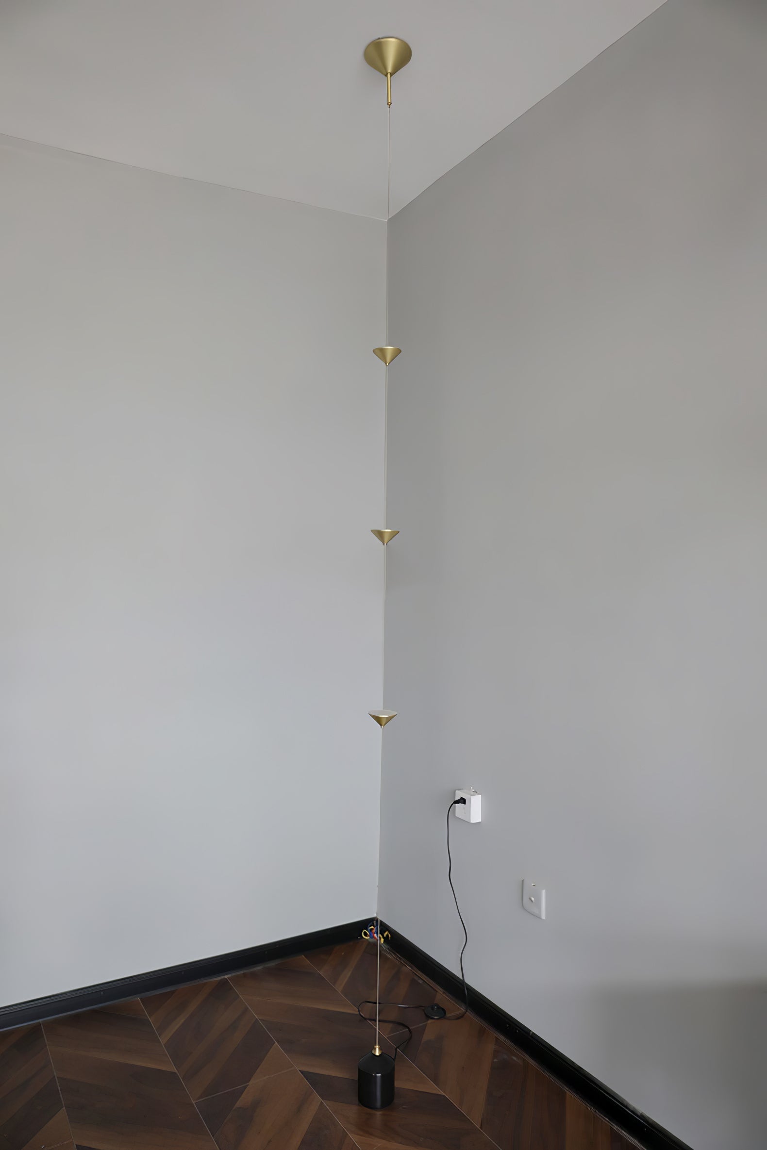 Natasha Minimalist Floor Lamp-Neutral Decor