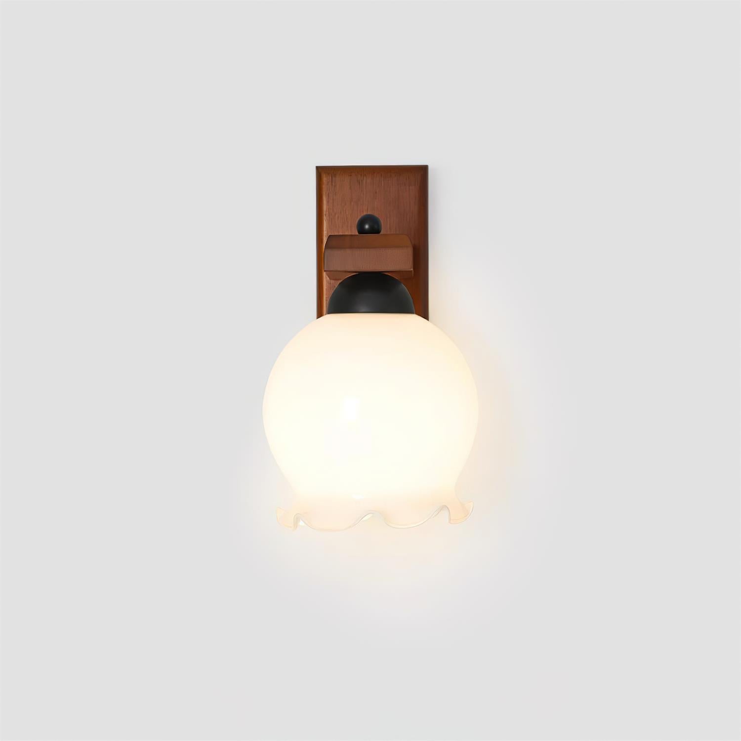Maisie Wall Lamp