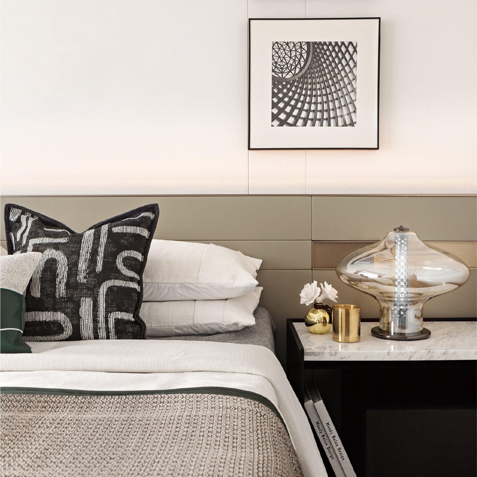 Anthony Modern Glass Table Lamp-Neutral Decor