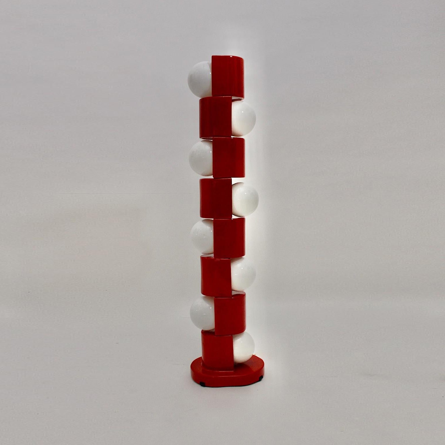 Vera Floor Lamp