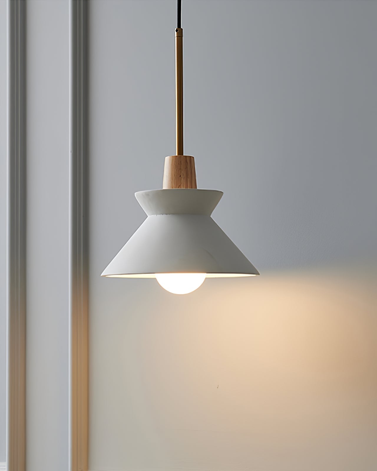 Revelo Pendant Lamp Wood Space Nordic Minimalist-Neutral Decor