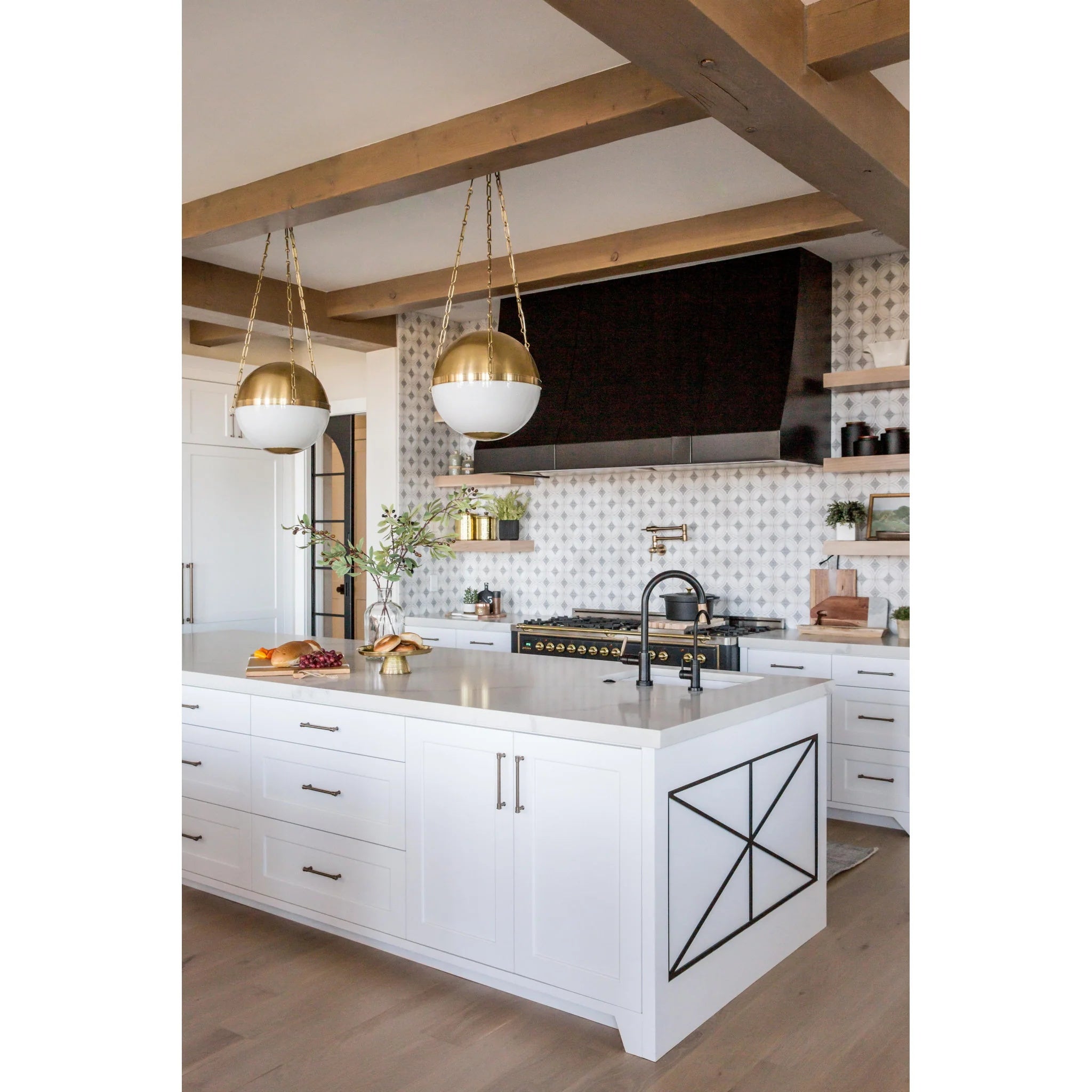 Linden Pendant Lamp