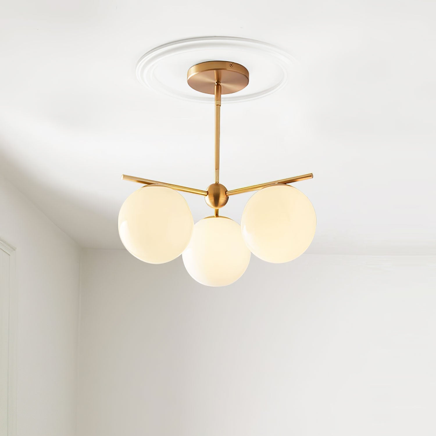 Lustra Chandelier Sphere & Stem Modern Gold LED-Neutral Decor